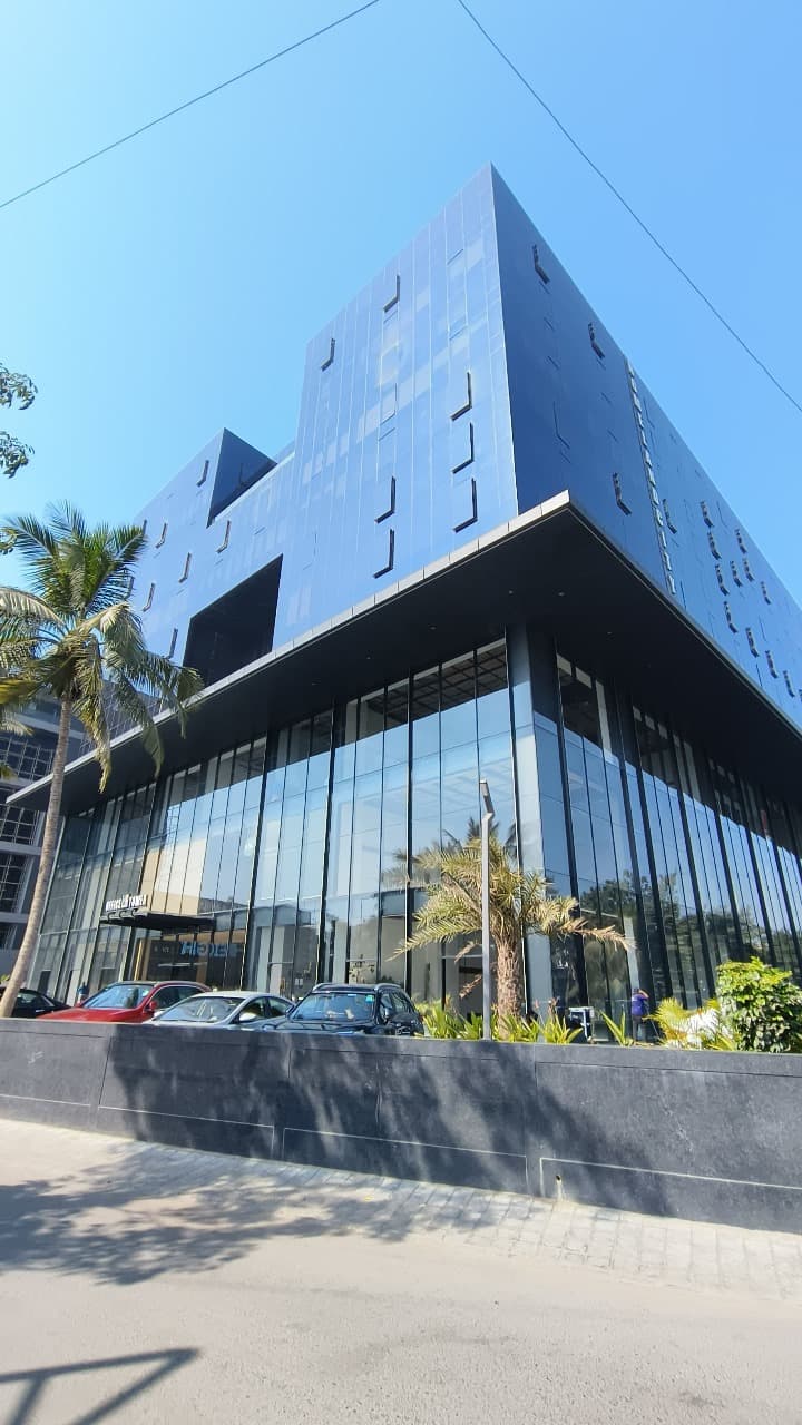 Pre Leased Commercial Space For Sale On Vesu Main Road, Surat.
