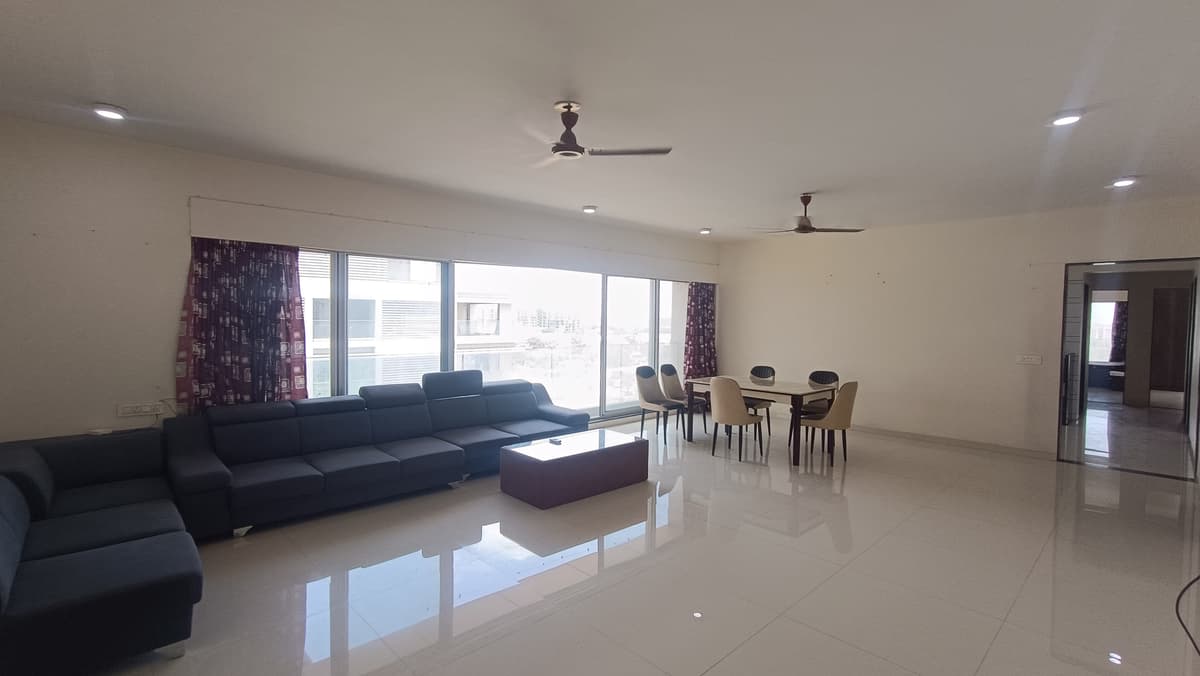 4 BHK Premium Flat for Rent in Vesu, Surat. in Vesu