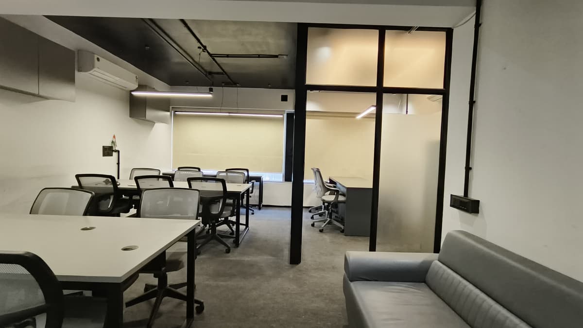 Furnished Office For Rent - In Vesu, Surat. in Vesu, Surat — photo 1 of 8