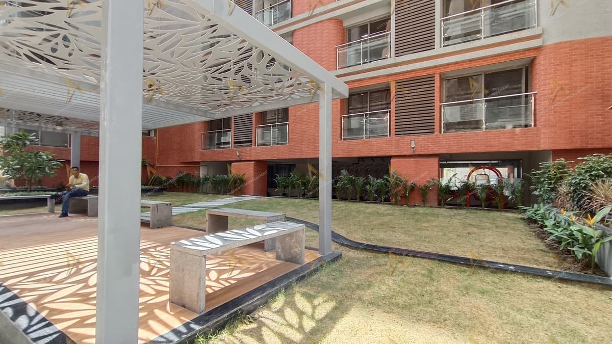 3 BHK Flat For Rent in Vesu Canal Road, Surat