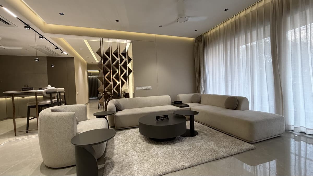 4 BHK Luxurious Flat For Sale In Althan, Surat. in Althan