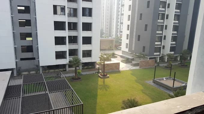 4 BHK Spacious Flat For Sale - Pal, Adajan, Surat. in Pal