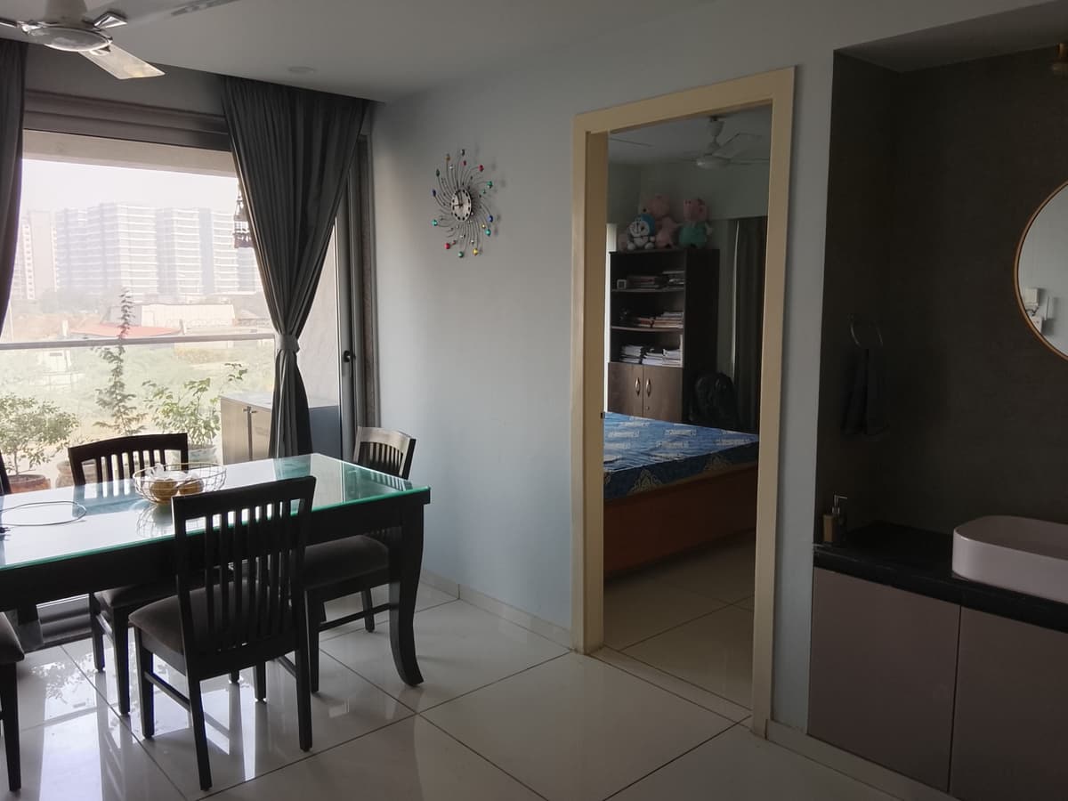 3 BHK Fully Furnished Flat for Rent in Vesu Surat in Vesu