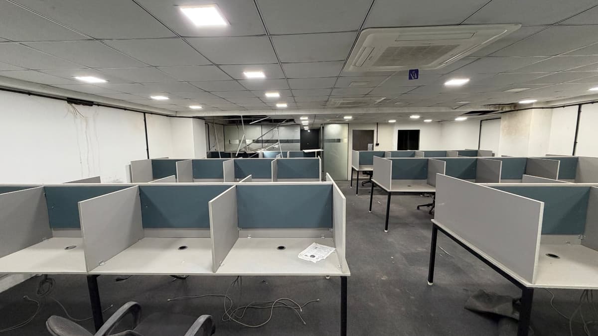 Fully Furnished Corporate Office For Rent - Piplod Main Road,S urat. in Piplod