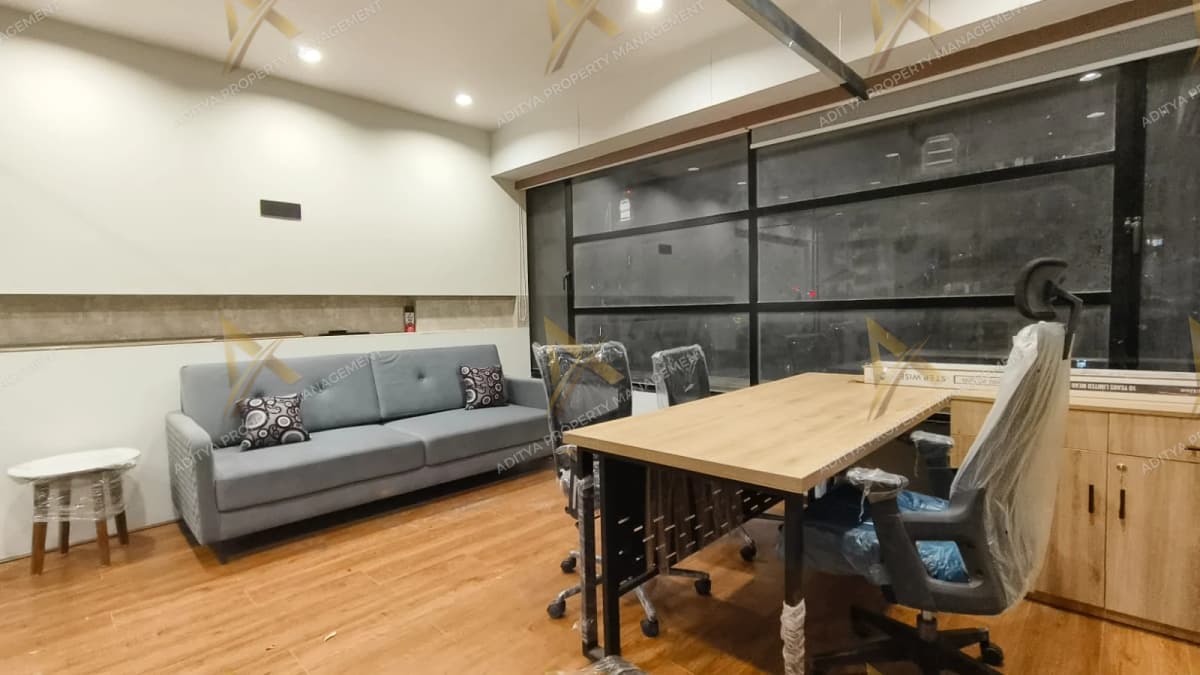 341 Sq.Ft | Corporate Office For Rent - In Vesu, Surat.