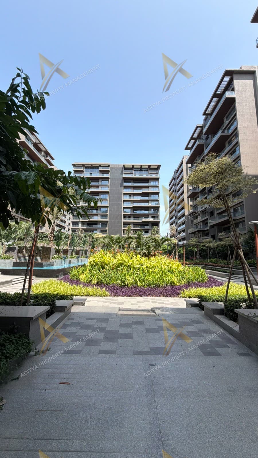4600 Sq.Ft | 4 BHK Luxurious Flat For Sale - In Vesu, Surat. in Vesu