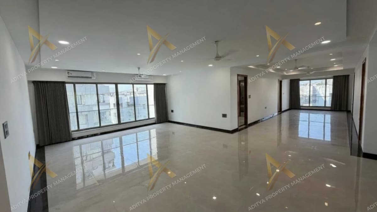 5 BHK Luxurious Flat For Rent - In Umra, Surat. in Umra, Surat — photo 1 of 11