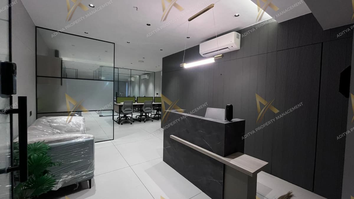 Pre Leased Office For Sale - Vesu, Surat. in Vesu, Surat ā photo 1 of 7